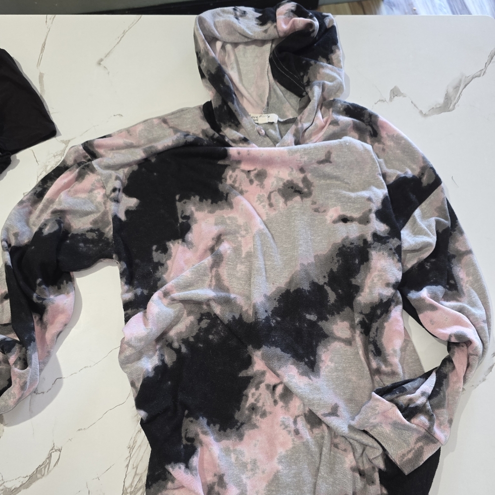 Gray Patterned Women's Long Sleeves & One Is Hooded Maternity Clothes Bundle - Picture 2 of 4